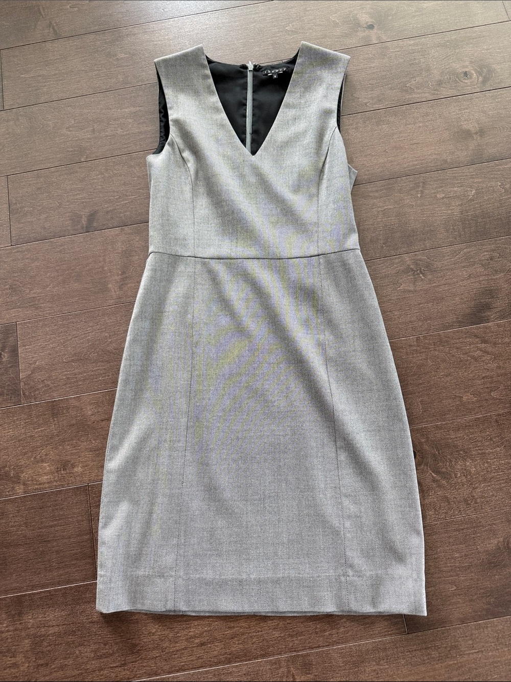 Theory Gorlisha Charcoal Career V-Neck Sleeveless